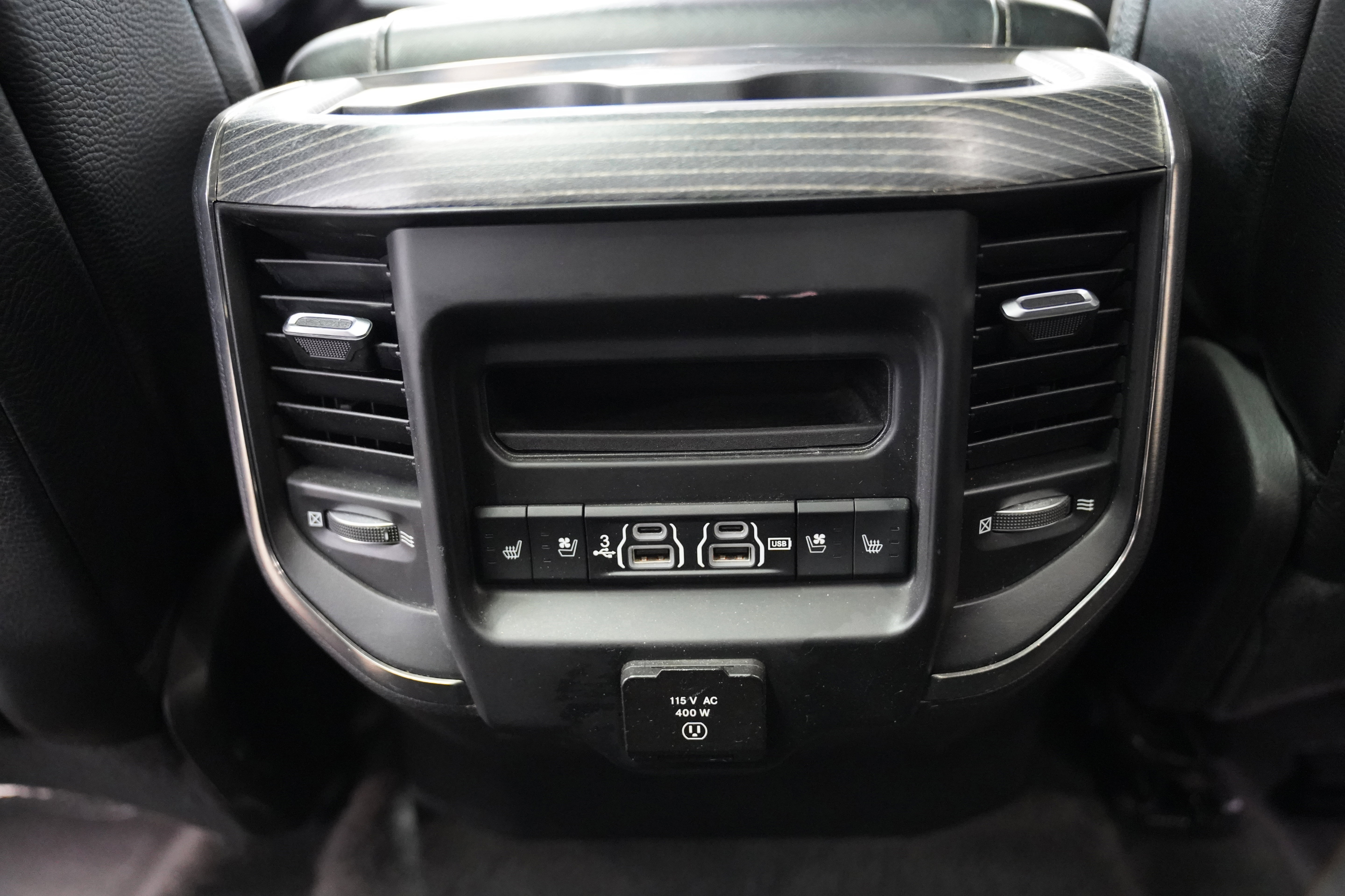 Used 2019 RAM 1500 Limited AWD/4WD image 6