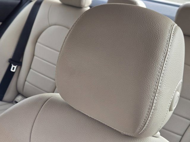 Used 2020 Mercedes-Benz C 300 Sedan image 14