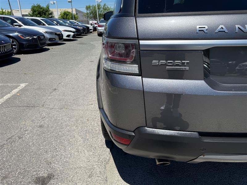 Used 2015 Land Rover Range Rover Sport SE AWD/4WD image 22