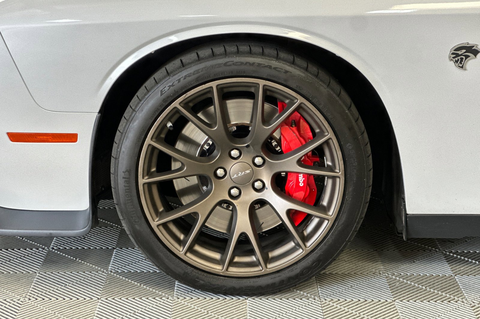 Used 2015 Dodge Challenger SRT Hellcat image 46