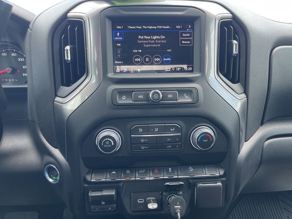 Used 2025 Chevrolet Silverado 1500 Custom Trail Boss w/ Dark Appearance Package image 15