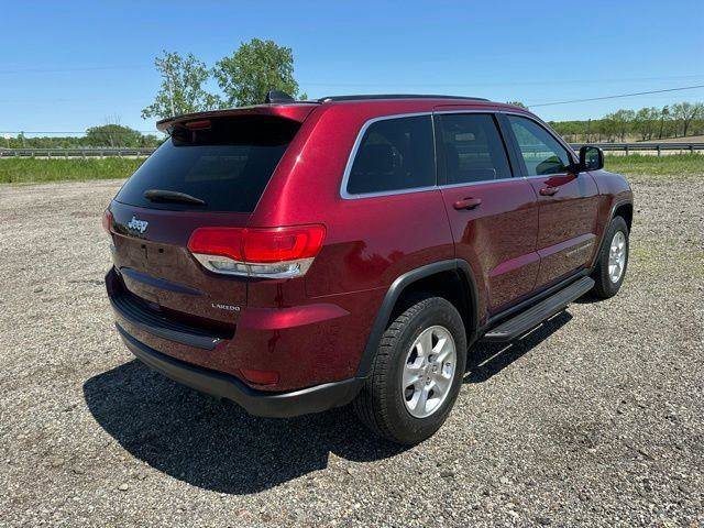Used 2016 Jeep Grand Cherokee Laredo AWD/4WD image 4