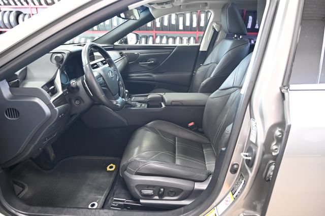Used 2019 Lexus ES 350 w/ Accessory Package 2 FWD image 10