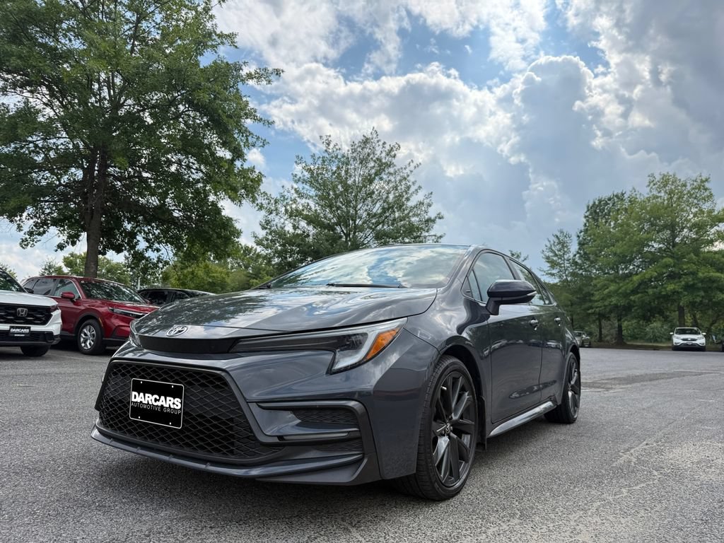 Used 2023 Toyota Corolla SE w/ Carpet Mat Package (TMS) FWD image 32