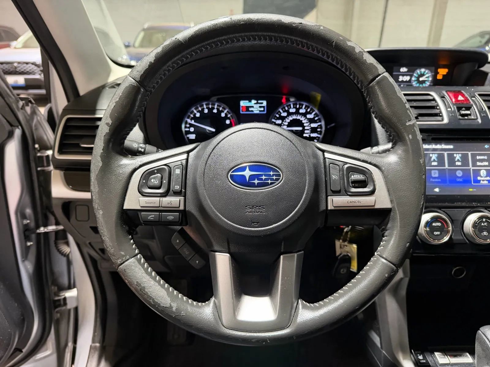 Used 2017 Subaru Forester 2.5i Limited AWD/4WD image 12