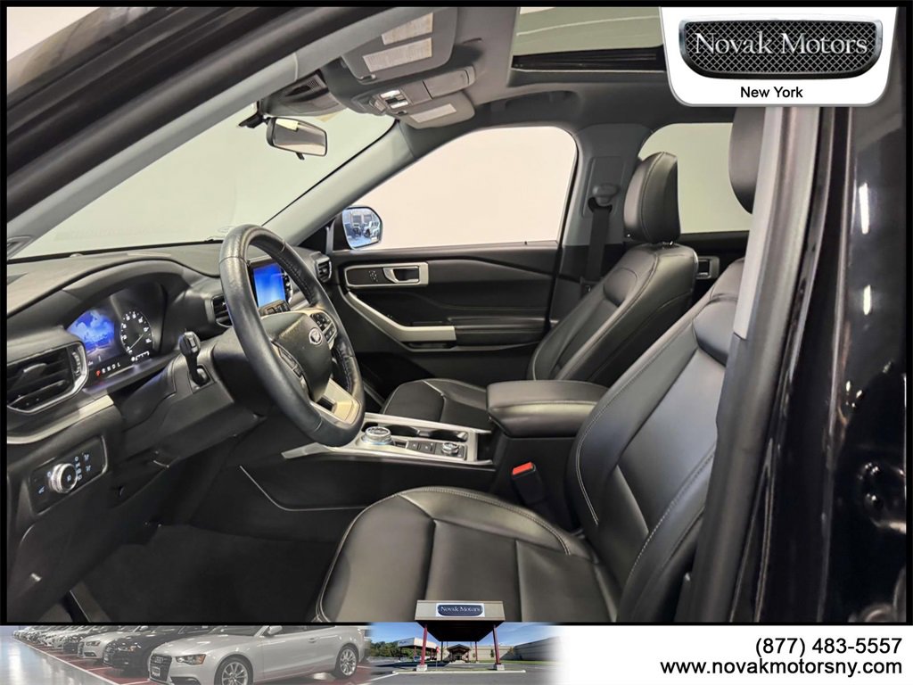 Used 2022 Ford Explorer XLT w/ Equipment Group 202A image 14
