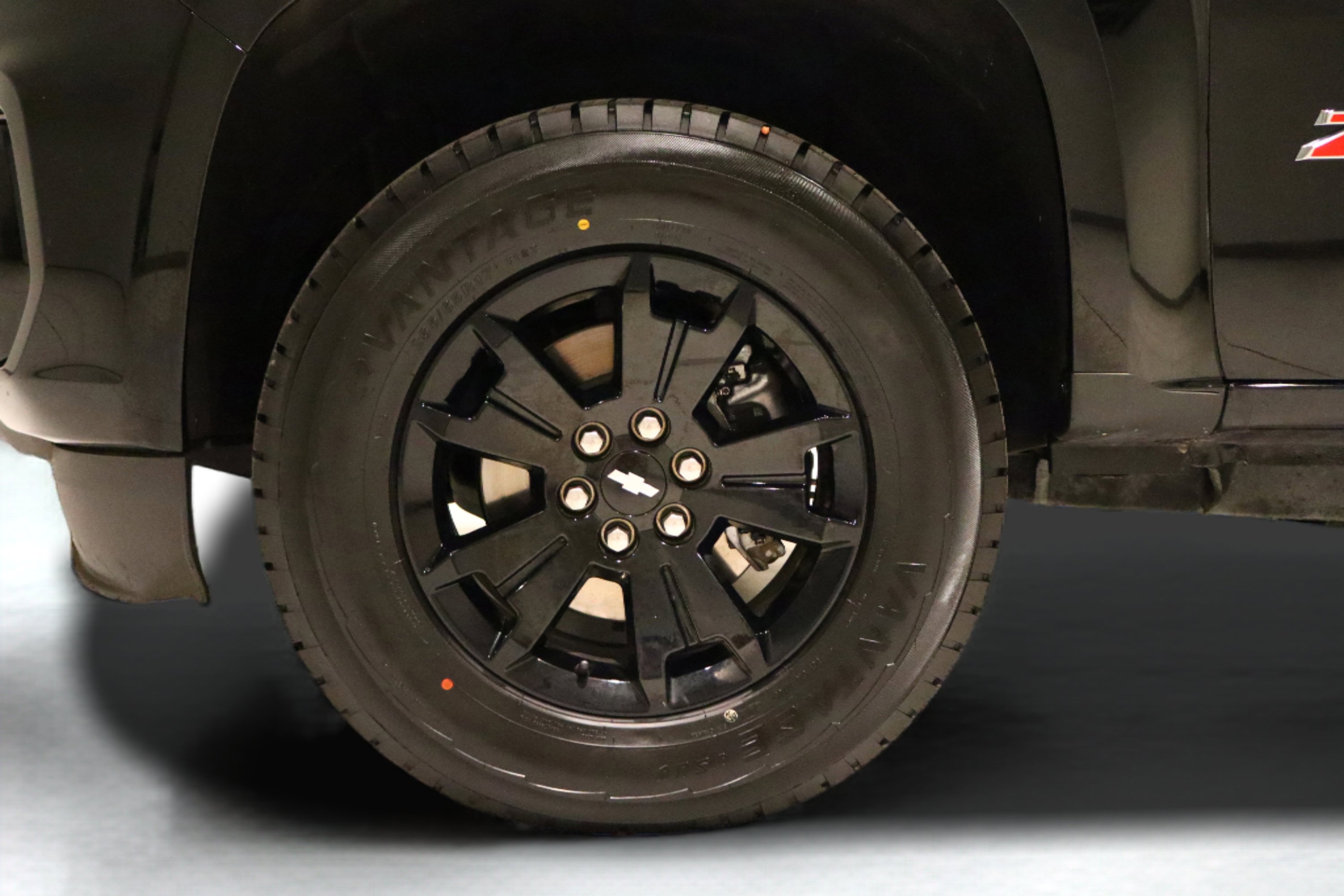 Used 2022 Chevrolet Colorado Z71 w/ Z71 Midnight Edition image 7