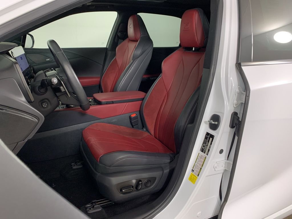 Used 2023 Lexus RX 500h F Sport w/ Accessory Package (2T) image 30