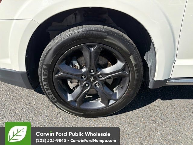 Used 2020 Dodge Journey Crossroad FWD image 9