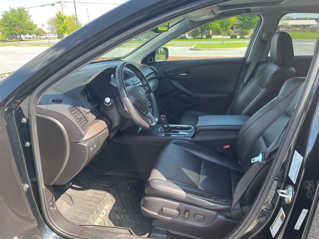 Used 2017 Acura RDX AWD image 9