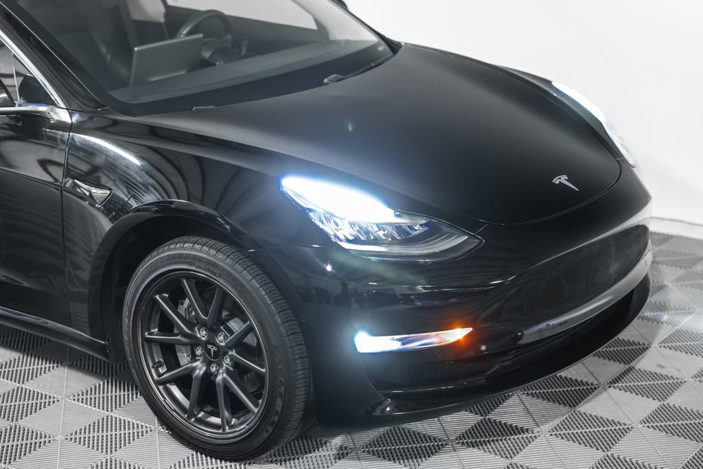 Used 2019 Tesla Model 3 Standard Range Plus RWD image 5