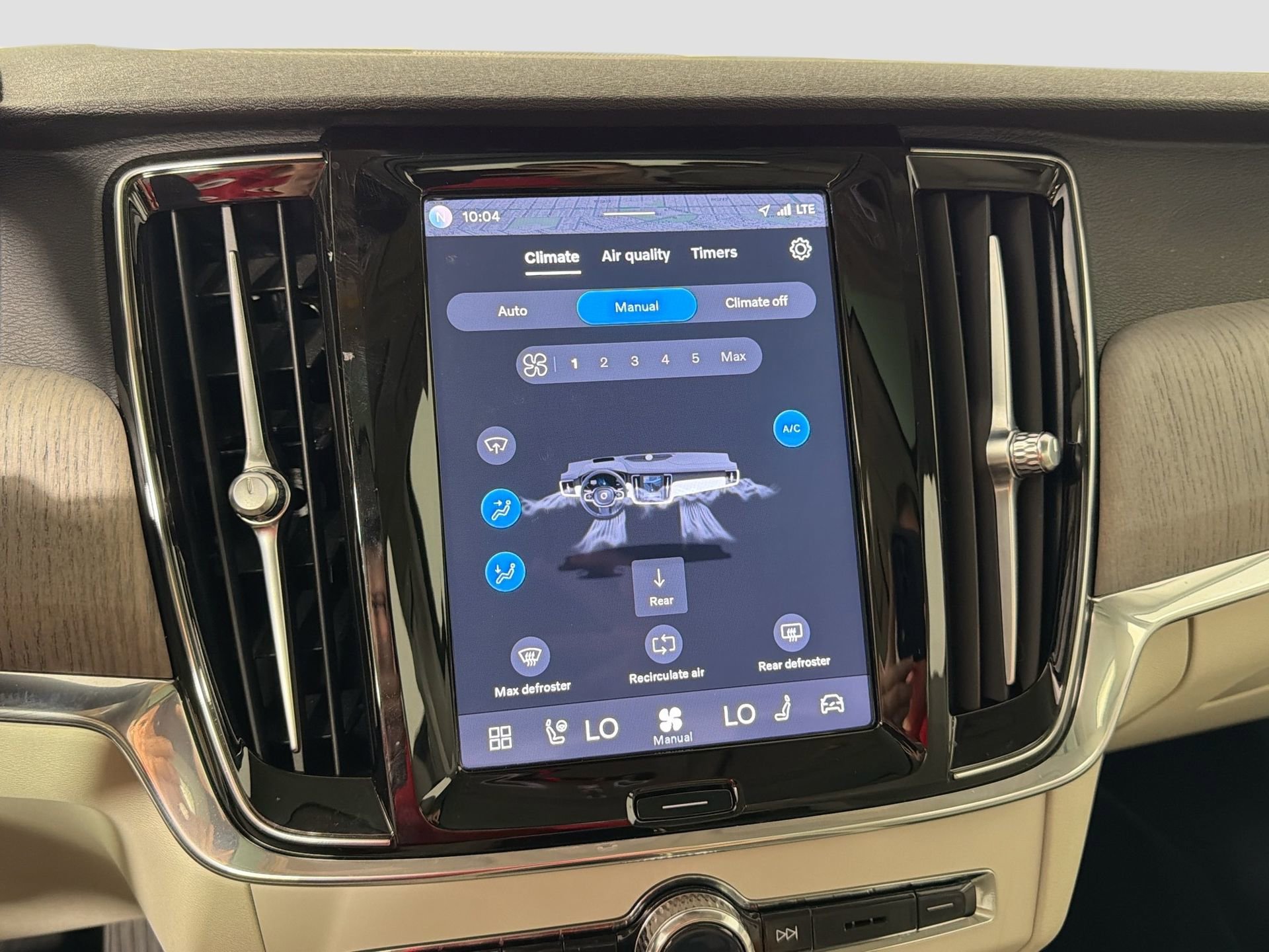 Certified 2023 Volvo S90 B6 Plus w/ Protection Package Premier image 16