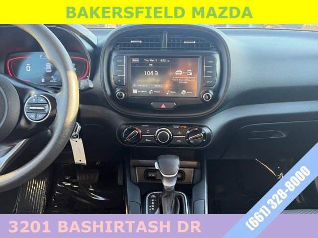 Used 2024 Kia Soul LX w/ Option Group 015 FWD image 19