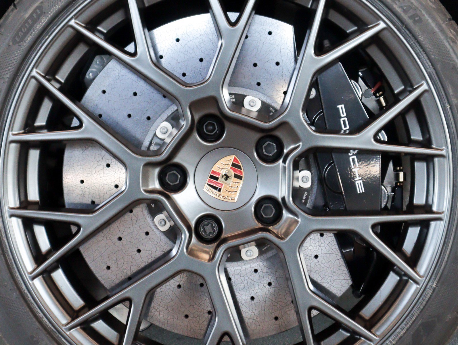 Certified 2025 Porsche 911 Carrera 4 GTS image 13