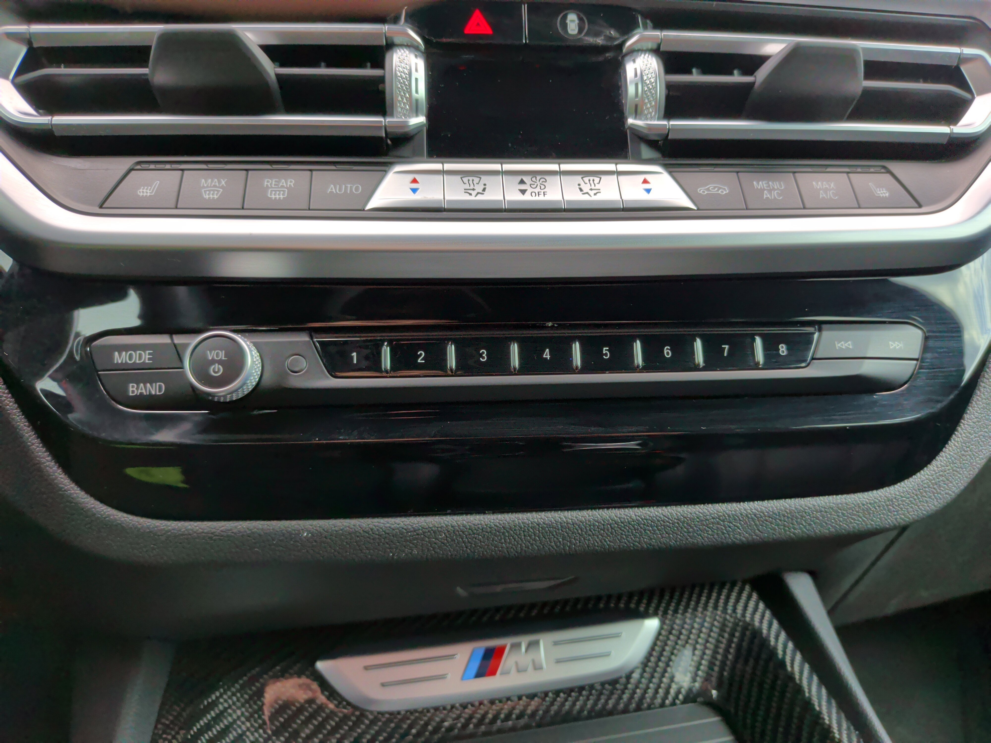 Used 2024 BMW X3 M40i w/ Premium Package image 19