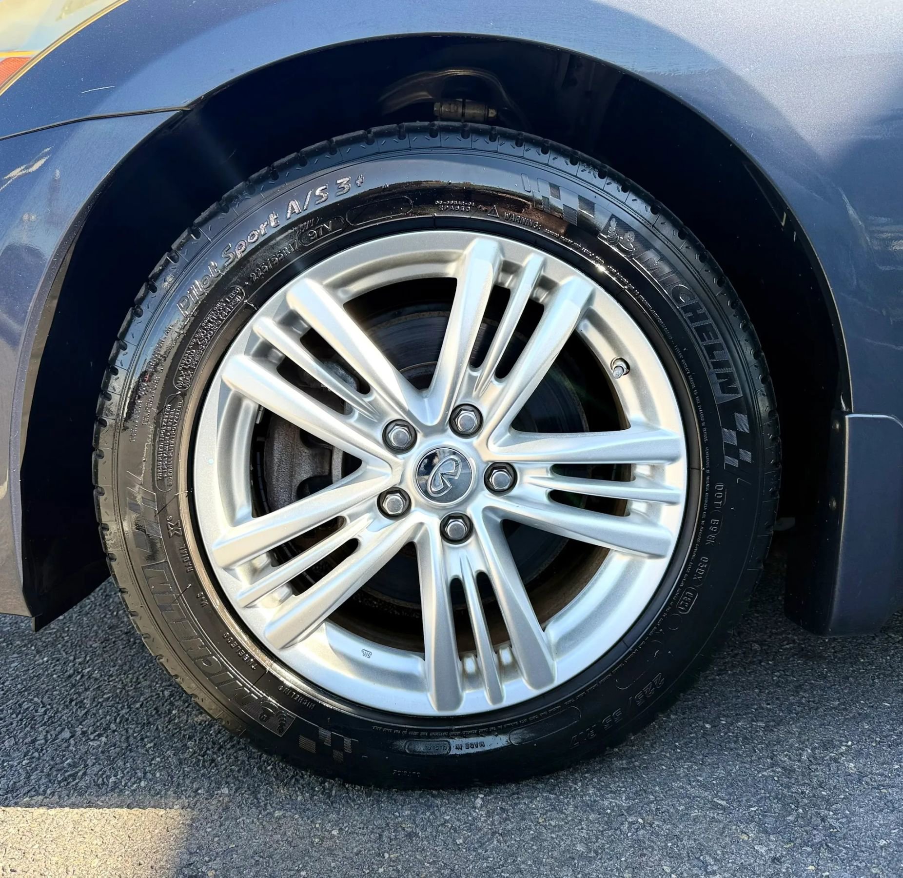 Used 2011 INFINITI G37 x Sedan w/ Premium Pkg image 45