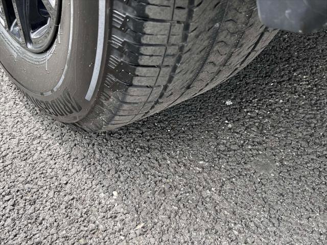 Used 2020 GMC Sierra 1500 Elevation w/ Elevation Value Package image 11