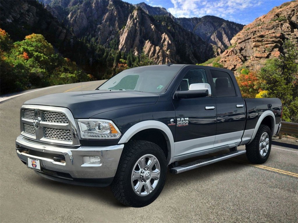 Used 2014 RAM 2500 Laramie w/ Cold Weather Group image 5