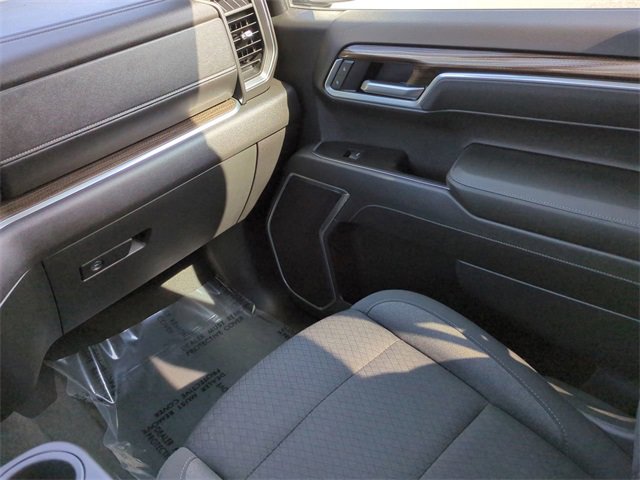 Used 2025 Chevrolet Silverado 1500 LT image 17