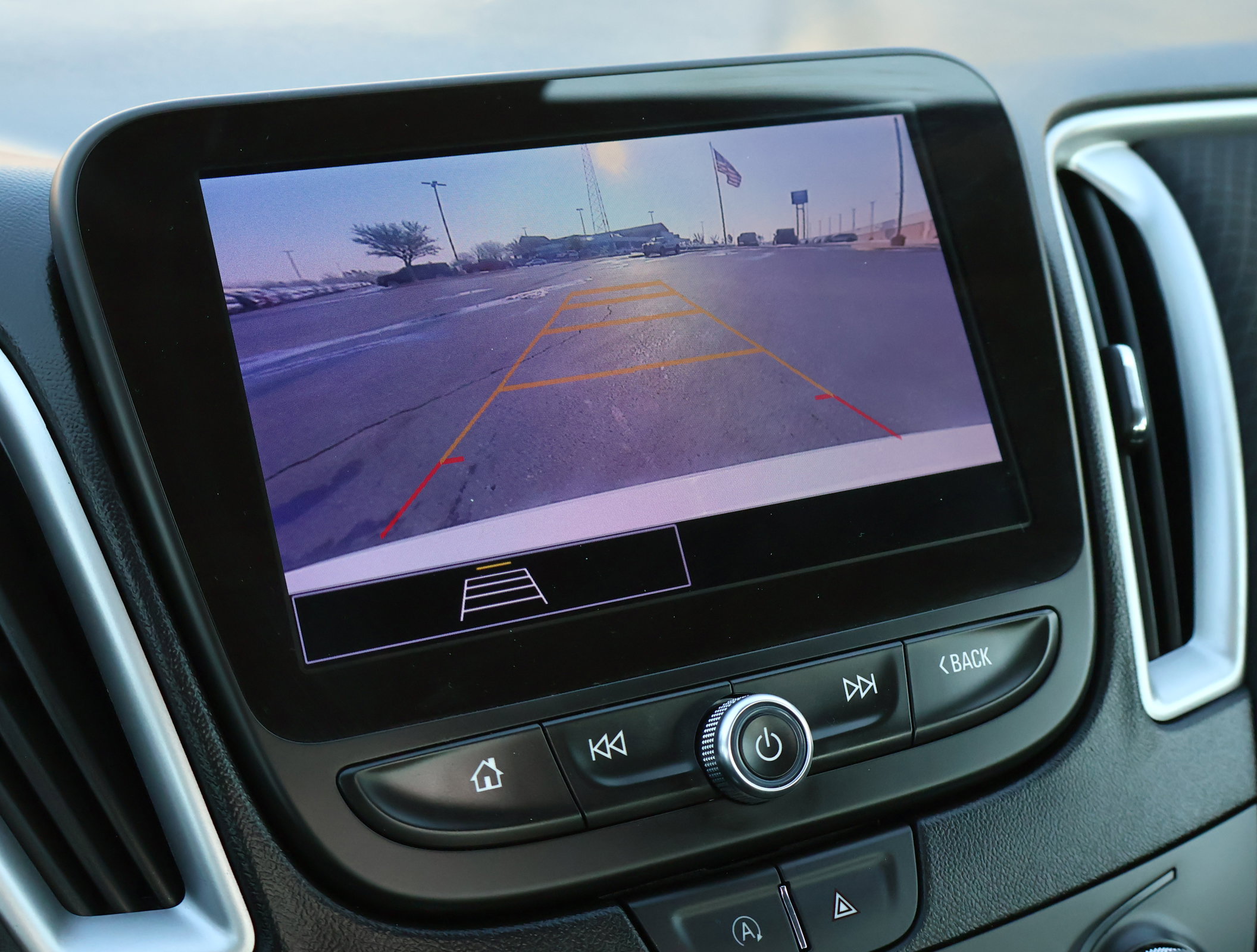 Used 2024 Chevrolet Malibu LT image 5