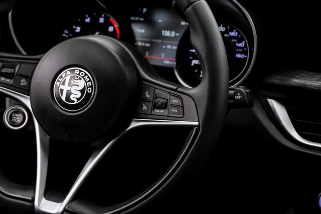 Used 2019 Alfa Romeo Stelvio w/ Nero Edizione RWD image 23