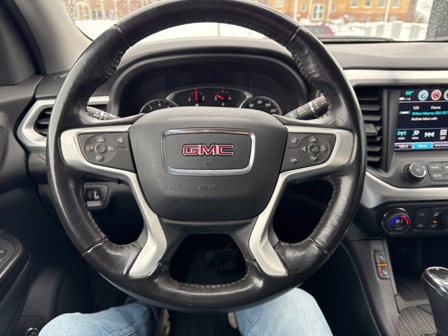 Used 2019 GMC Acadia SLT image 17