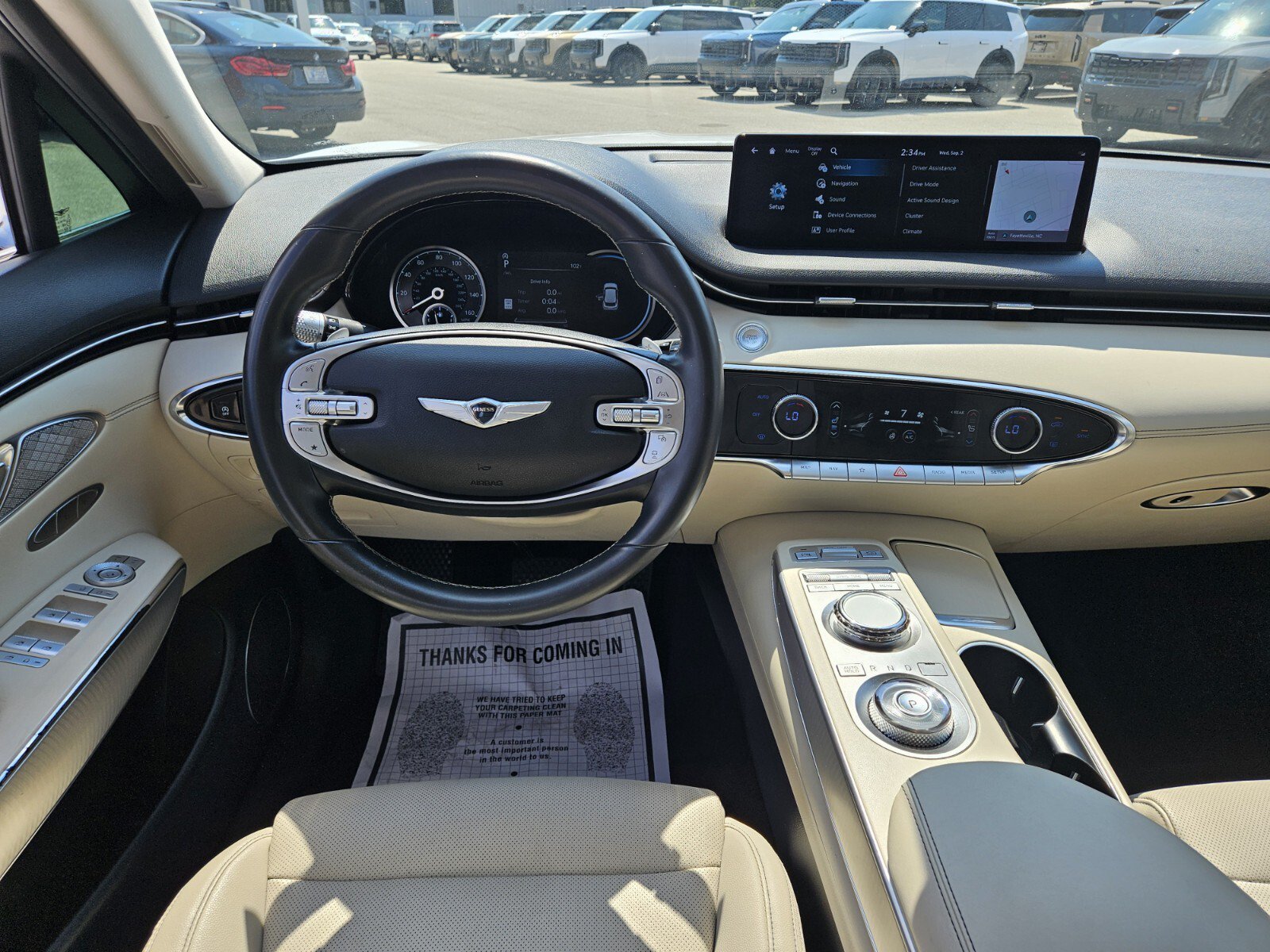 Used 2023 Genesis GV70 2.5T w/ Select Package AWD/4WD image 12