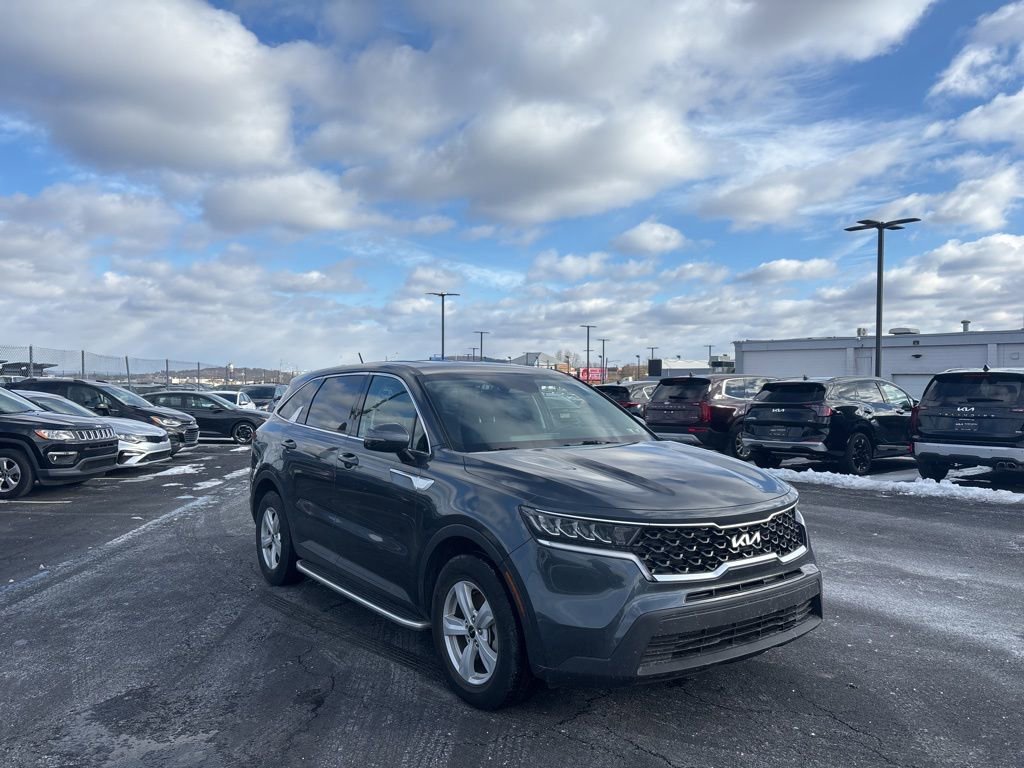 Used 2022 Kia Sorento LX