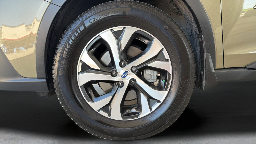Used 2020 Subaru Outback Touring AWD/4WD image 29