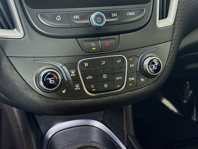 Used 2022 Chevrolet Malibu LT FWD image 15