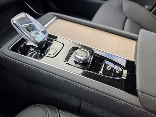 New 2026 Volvo XC90 B6 Plus AWD/4WD image 21