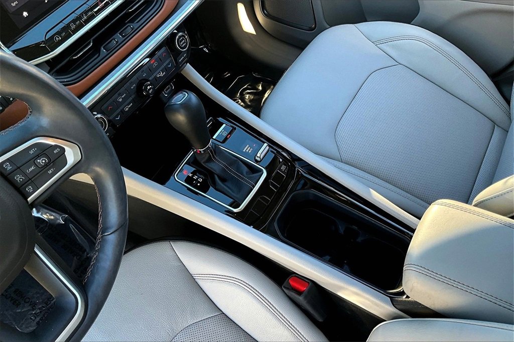 Used 2022 Jeep Compass Limited image 15