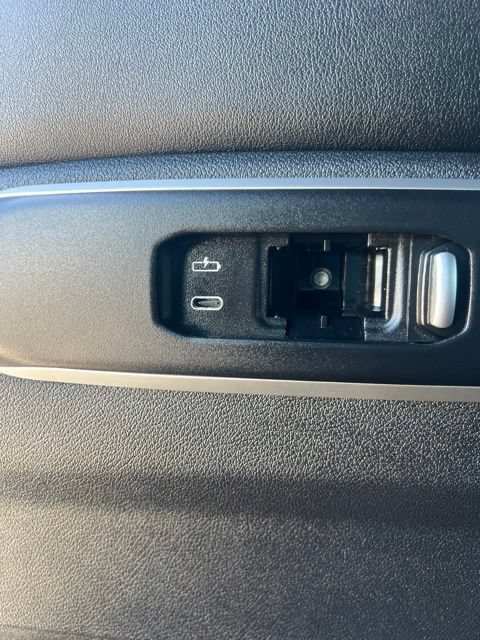 Used 2024 BMW X5 xDrive40i AWD/4WD image 27