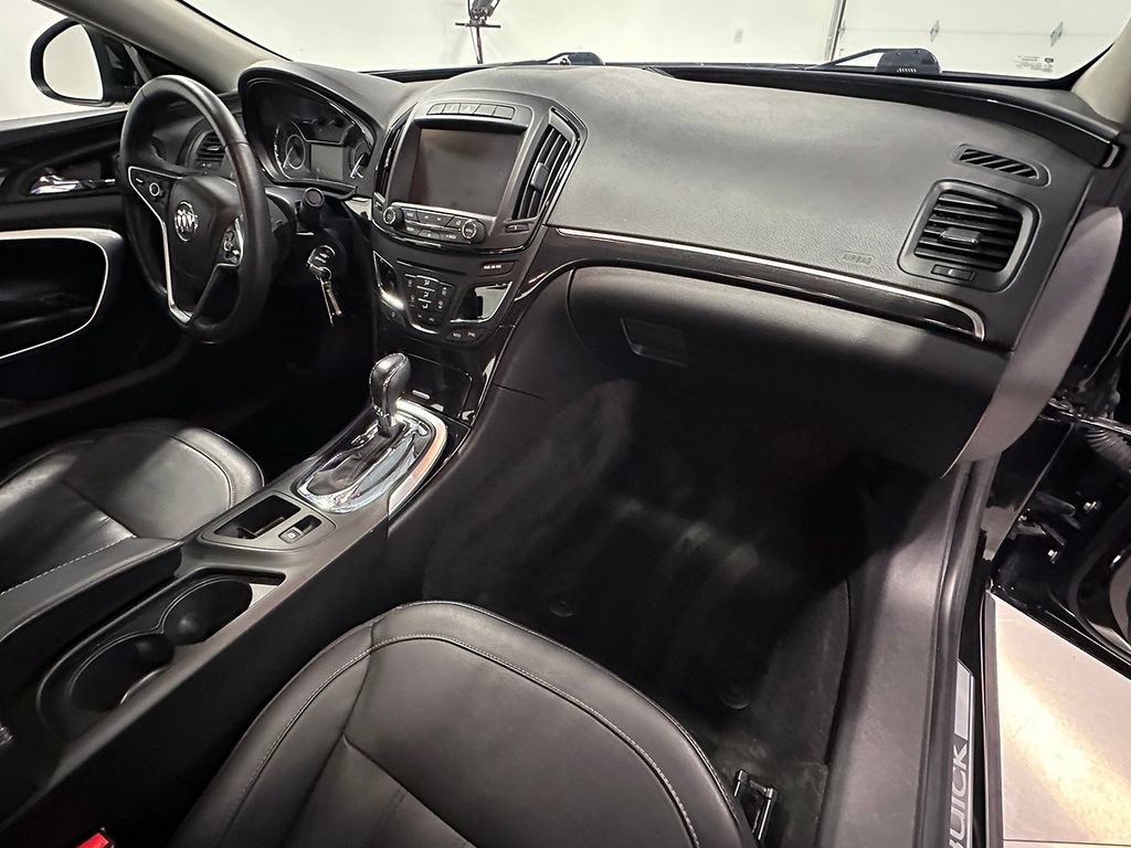 Used 2016 Buick Regal FWD image 24