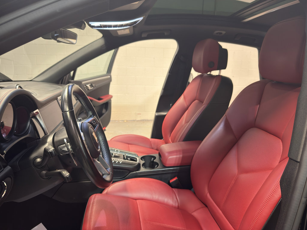 Used 2019 Porsche Macan image 15