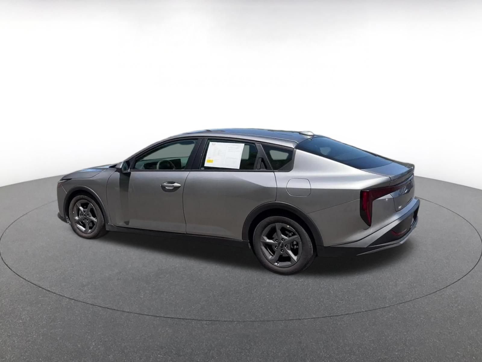 Used 2025 Kia K4 FWD image 10
