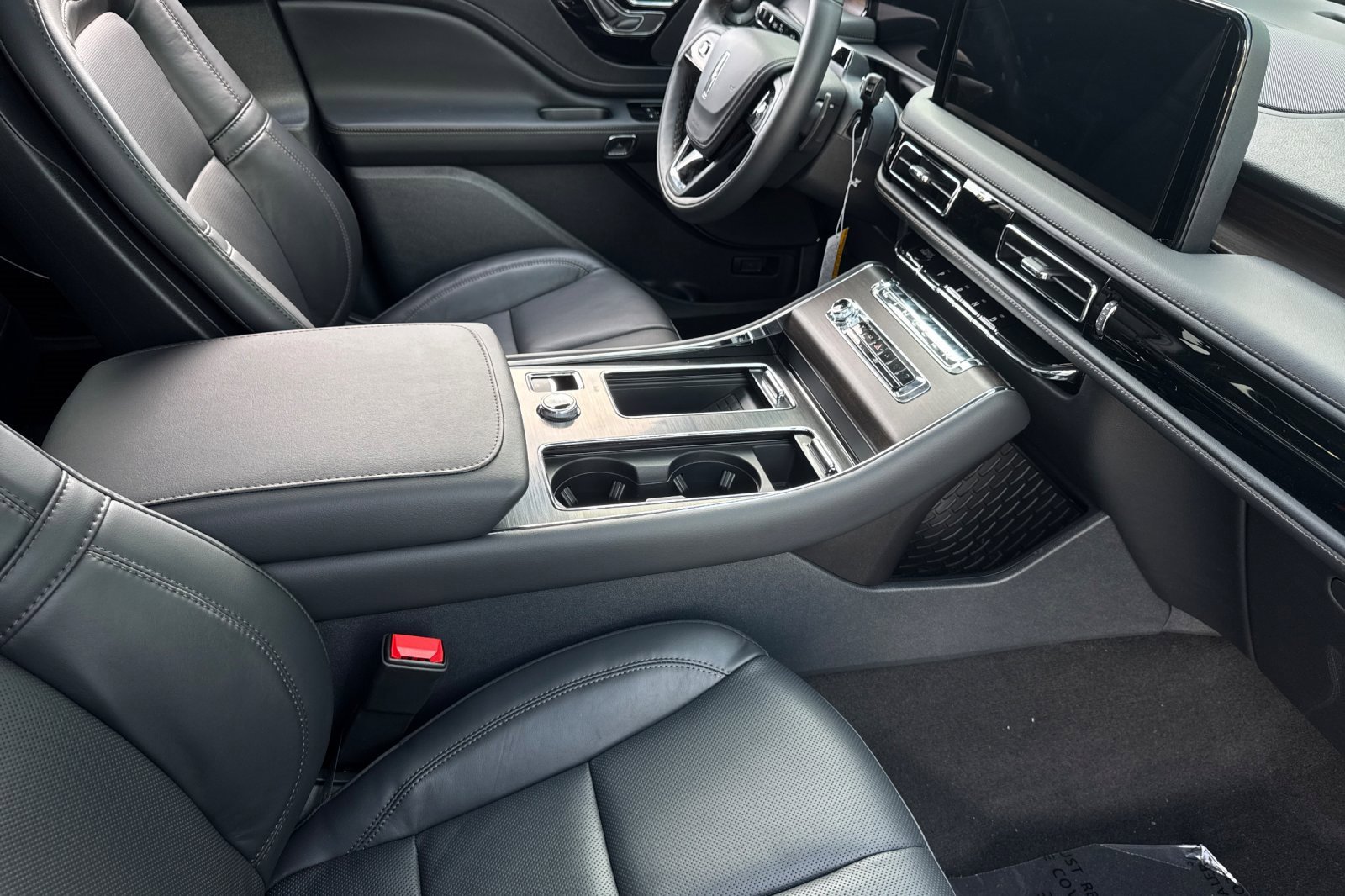 New 2026 Lincoln Aviator Reserve image 16