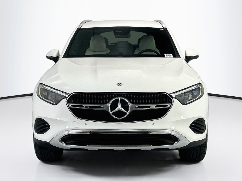 Certified 2026 Mercedes-Benz GLC 300 image 2
