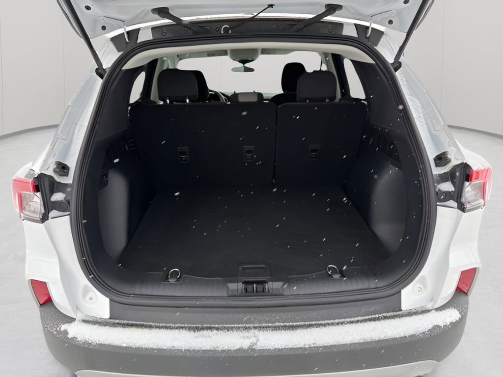 Used 2022 Ford Escape SE image 17