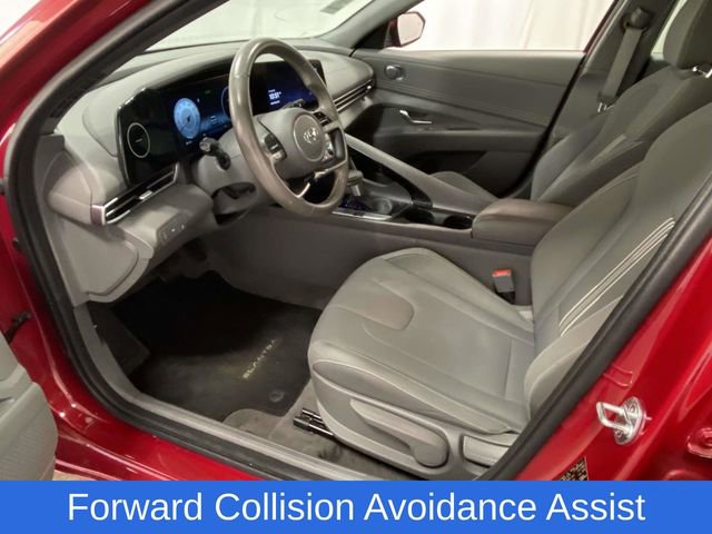 Used 2023 Hyundai Elantra SEL w/ Convenience Package image 12