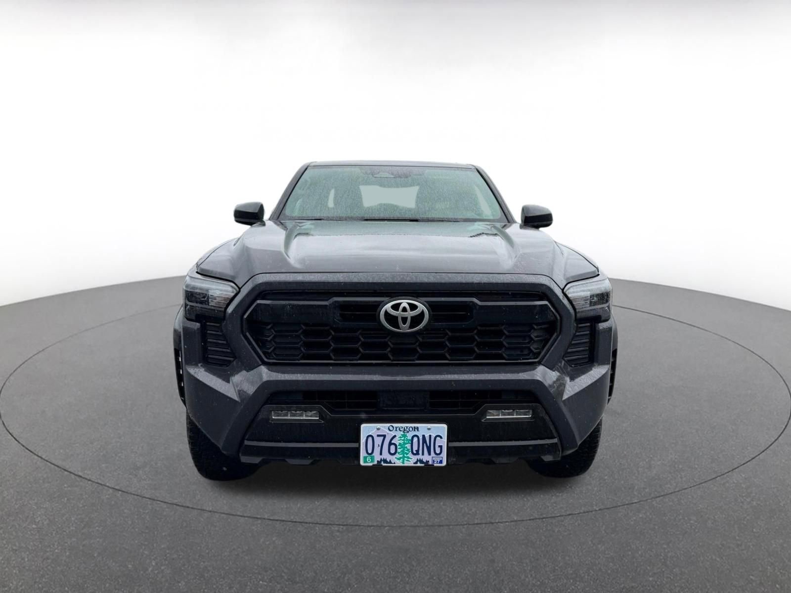 Used 2025 Toyota Tacoma TRD Off-Road AWD/4WD video 2