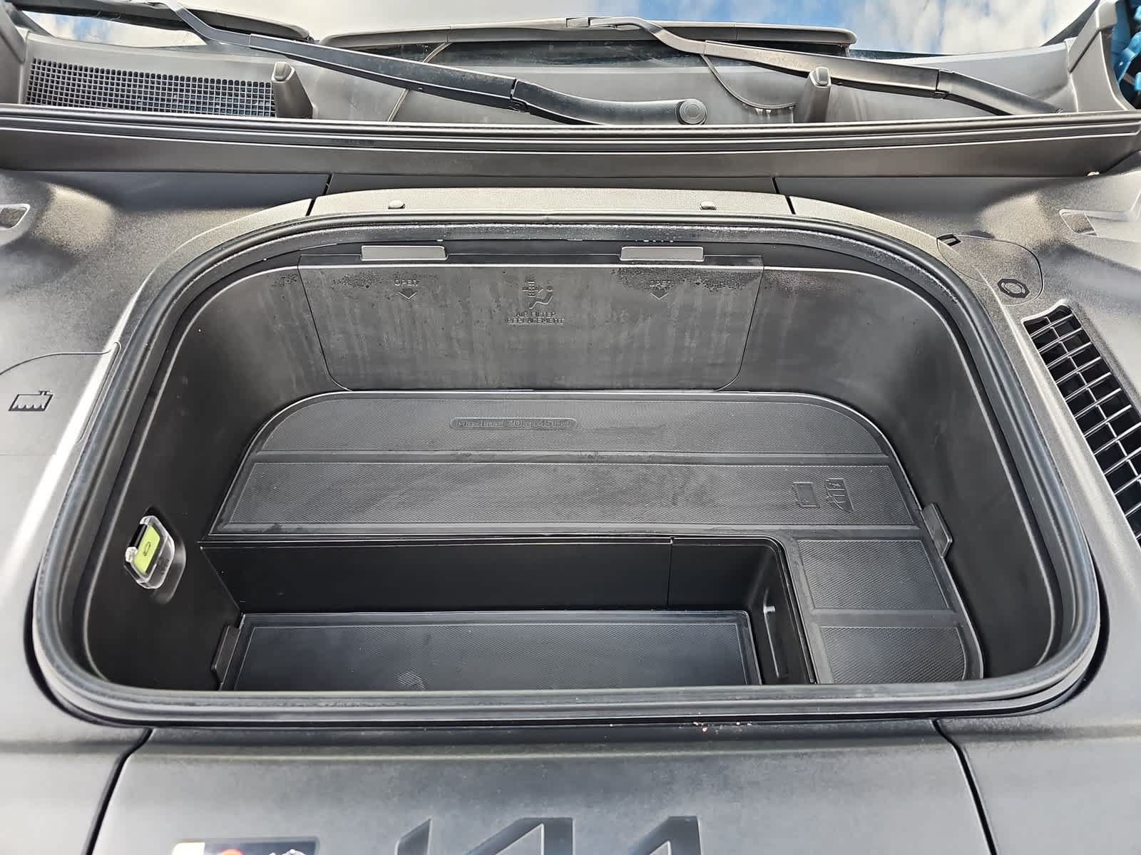 Used 2024 Kia EV9 Wind AWD/4WD image 13