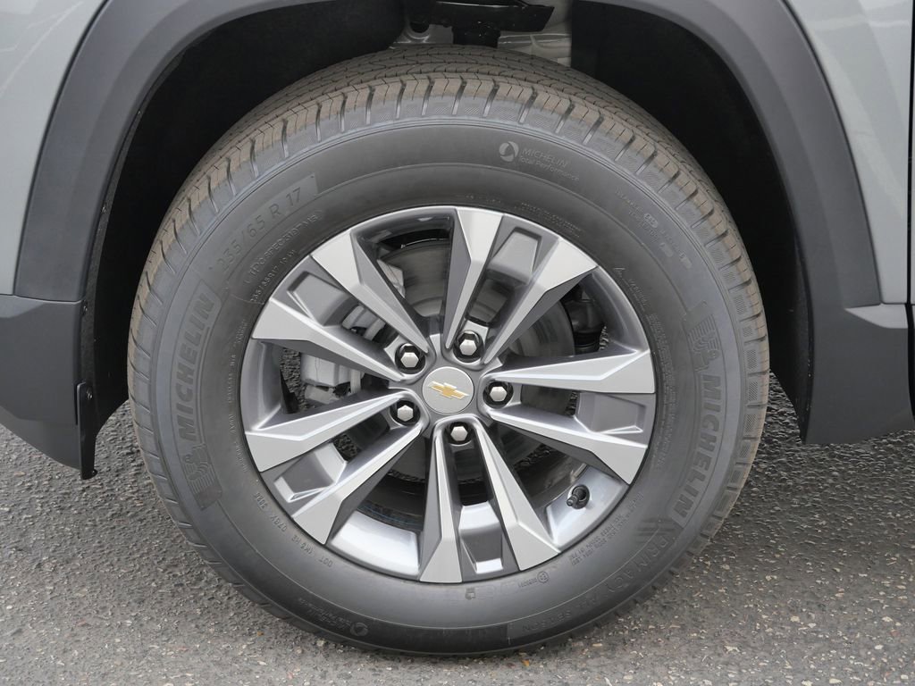 New 2026 Chevrolet Equinox LT w/ Convenience Package II image 11