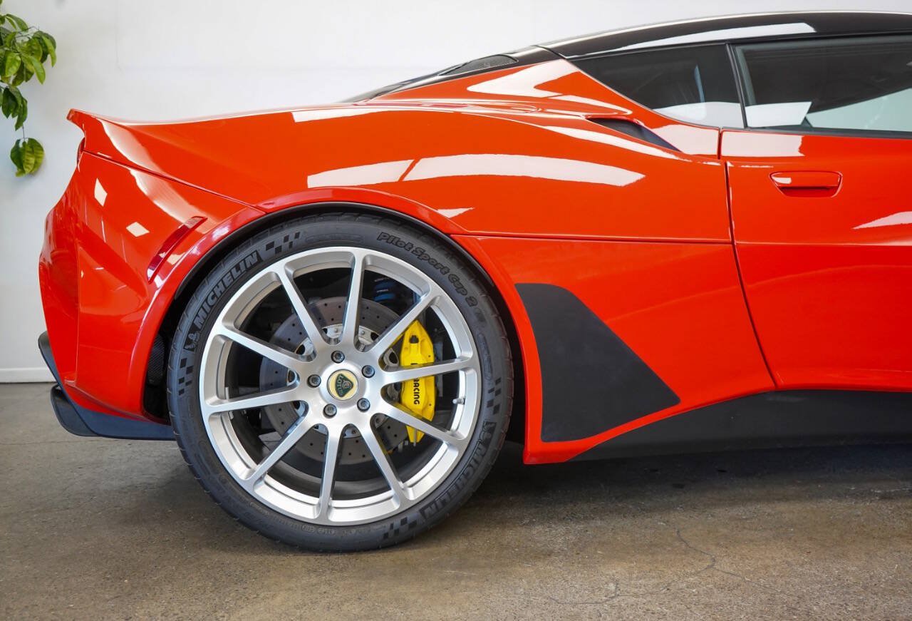Used 2020 Lotus Evora RWD image 13