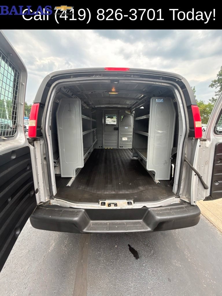 Used 2014 GMC Savana 2500 RWD image 17
