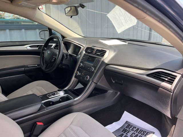 Used 2018 Ford Fusion S image 35
