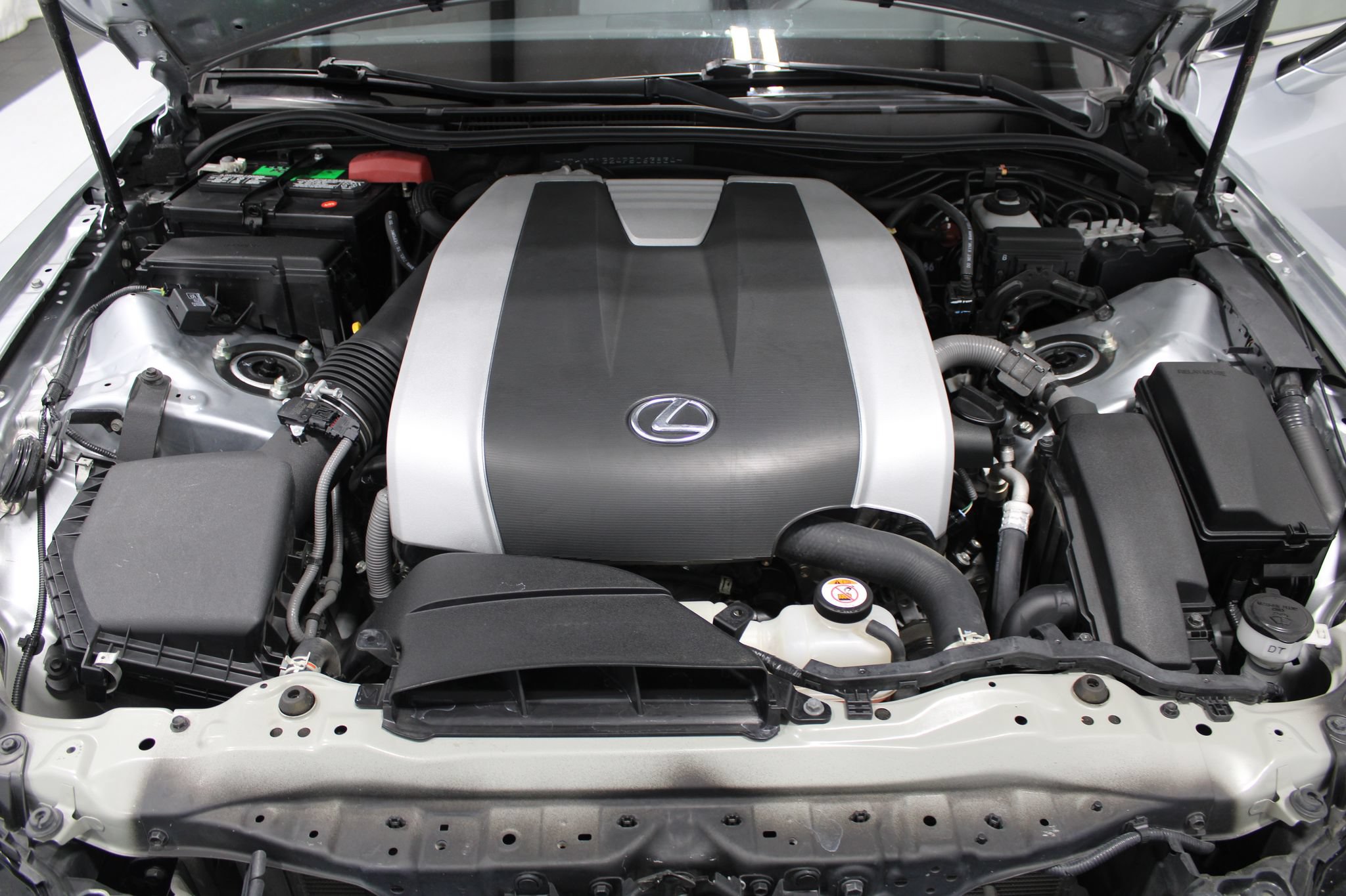 Used 2023 Lexus IS 350 F Sport w/ Memory Package RWD image 8