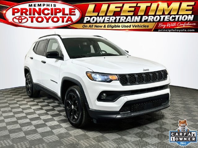 Used 2024 Jeep Compass Latitude AWD/4WD image 1