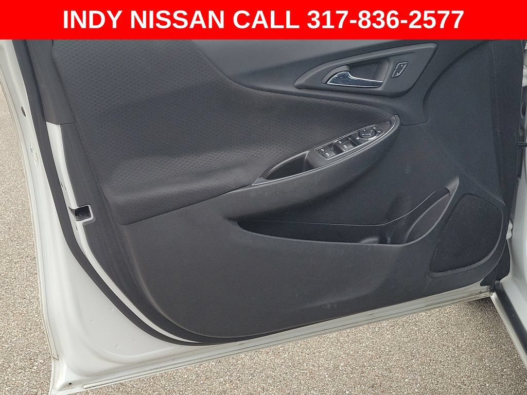 Used 2016 Chevrolet Malibu LT FWD image 16