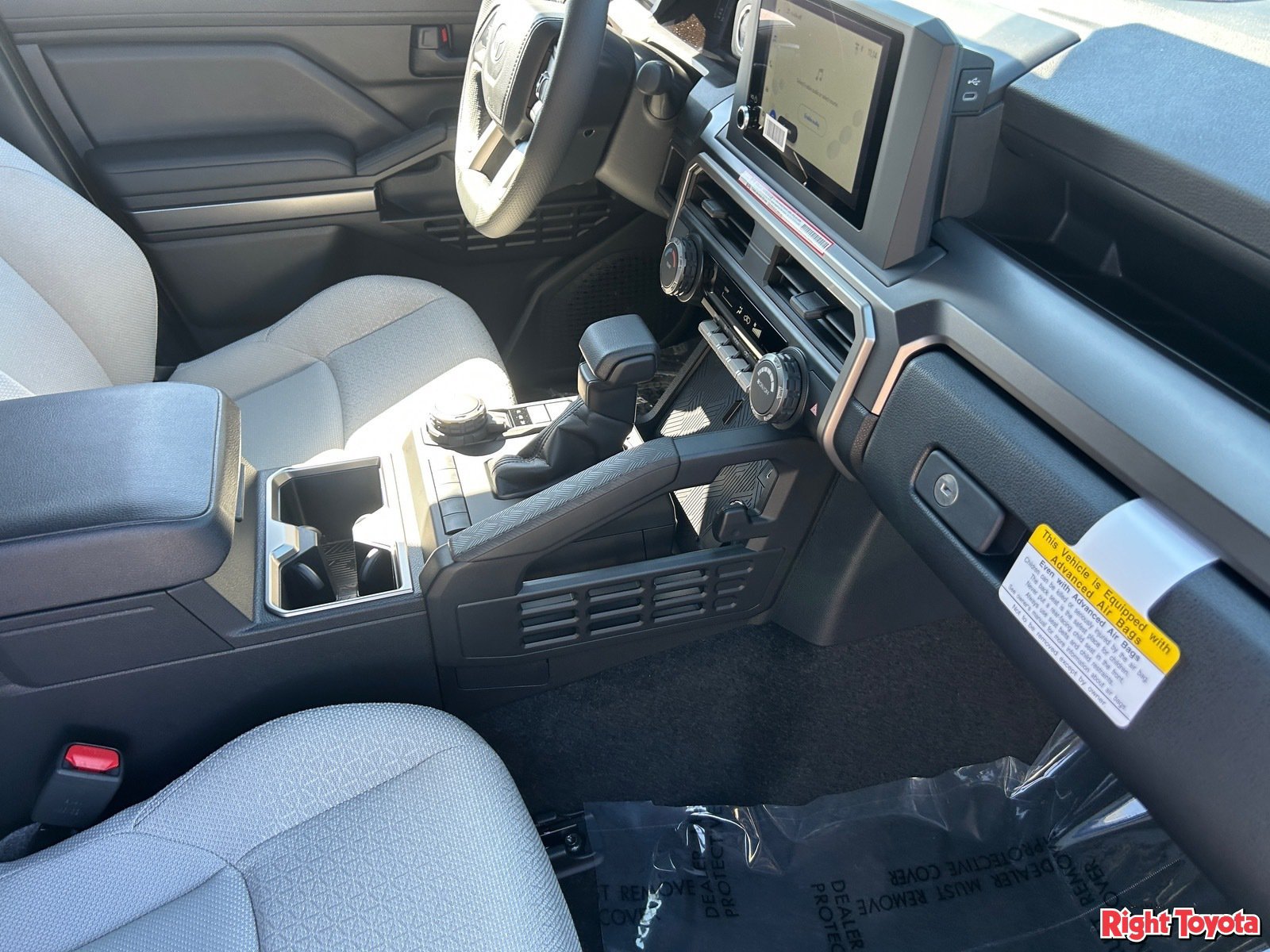 New 2026 Toyota 4Runner SR5 AWD/4WD image 14